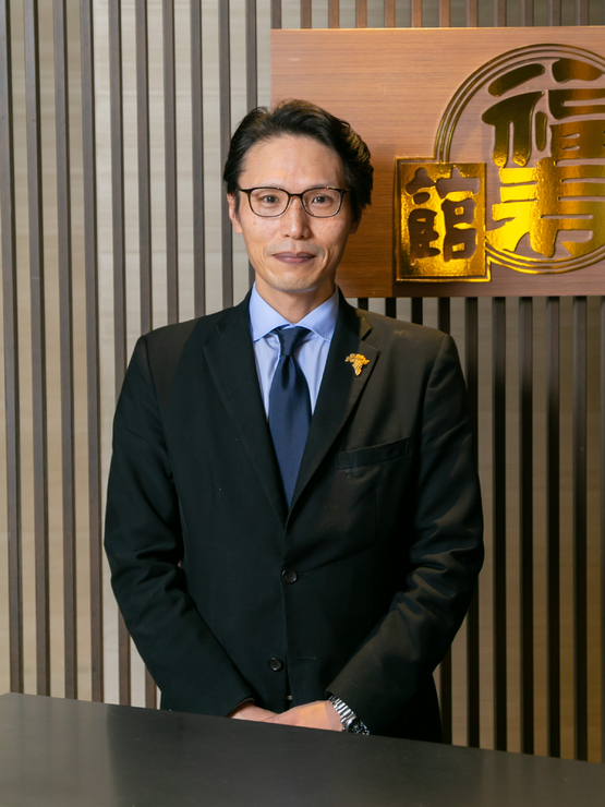 美木　威洋 氏