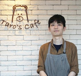 徳能　崇晃  氏