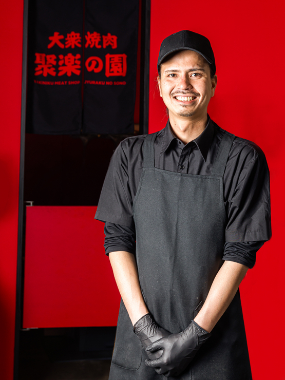 仲吉　司 氏