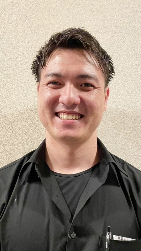 楠根　魁里 氏