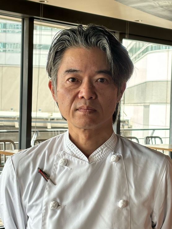 鈴木　茂男 氏