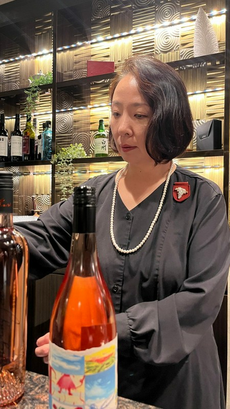 岡本　典子 氏