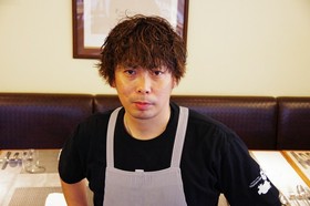 日髙　哲博 氏