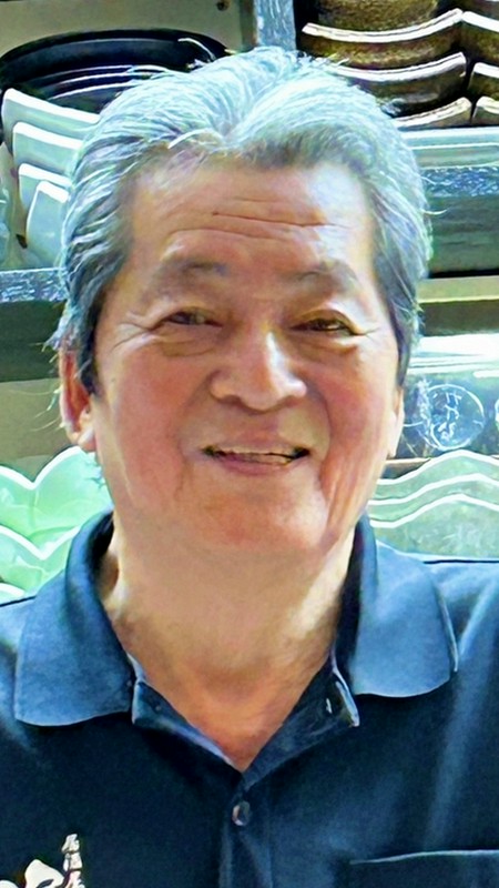 島崎　輝明 氏