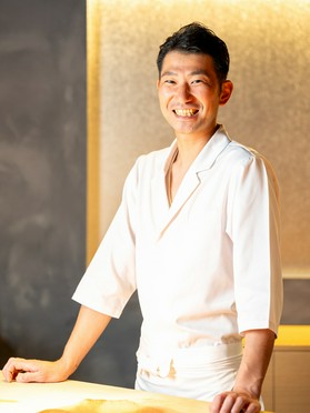 有田　秀一郎 氏