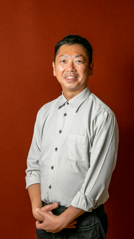 山地　 真人  氏