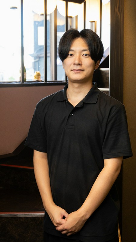 高橋　英晴 氏