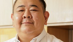 荻堂　胤志 氏