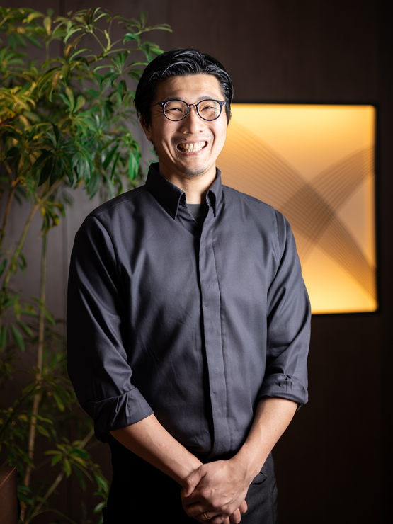 伊東　彰 氏