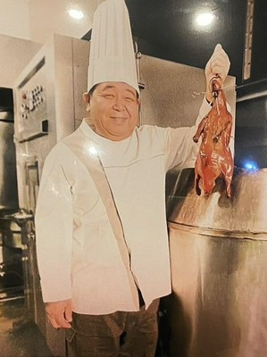 トウ　ヤ 氏