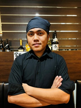 モンラルソーム　リアン 氏