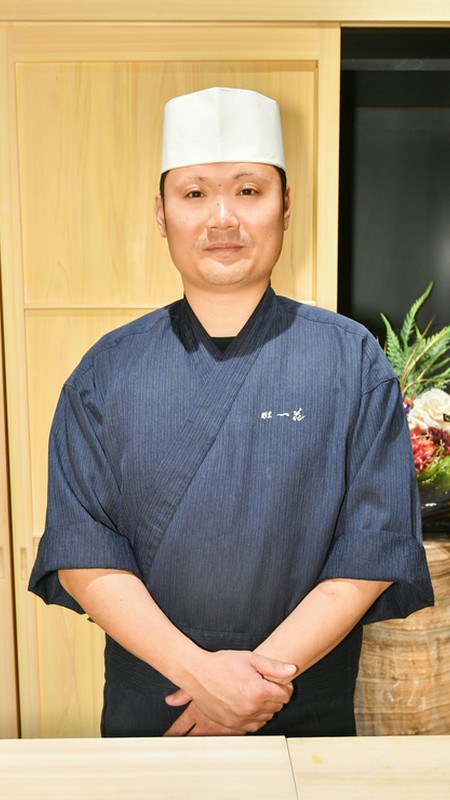 室橋　圭介 氏