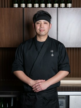 中西　和慶 氏
