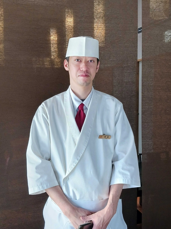 加藤　潤一郎 氏