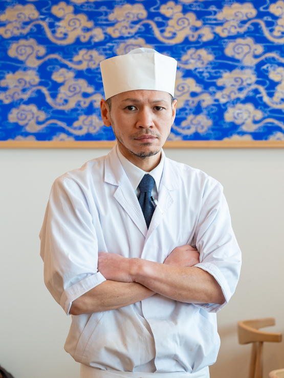 花木　友行 氏