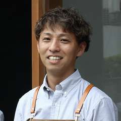 國﨑　昂志 氏