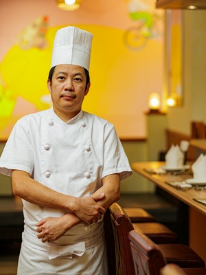 ピパット　ソンブーン 氏