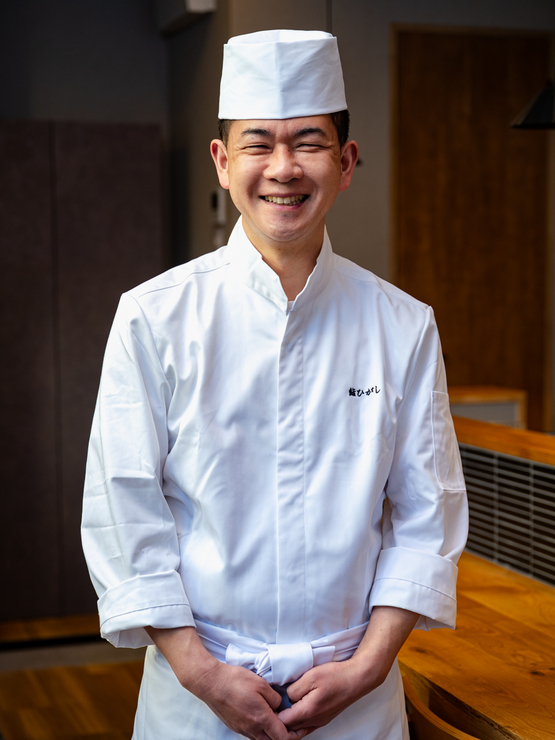 東山　淳二 氏
