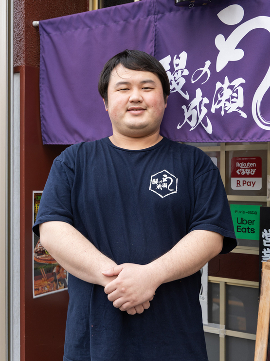 S.T 氏