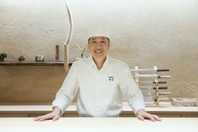 野中　康雄 氏