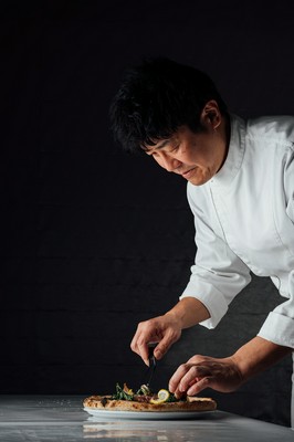 笠原　鉄平 氏