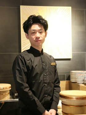 佐々木　裕輔 氏