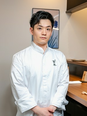 佐々木　健人 氏