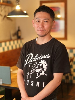 坂上　篤史 氏