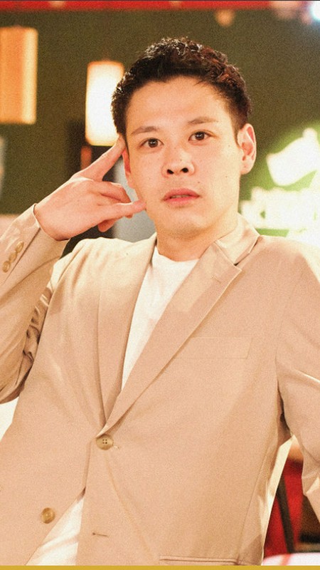福岡　亮二 氏
