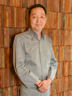 石崎　俊彦 氏