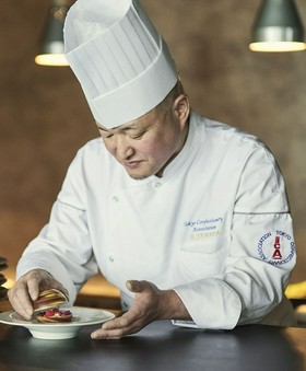 山田　晃司 氏
