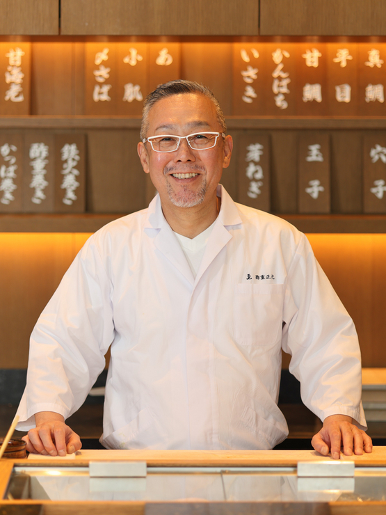 三原　賢 氏
