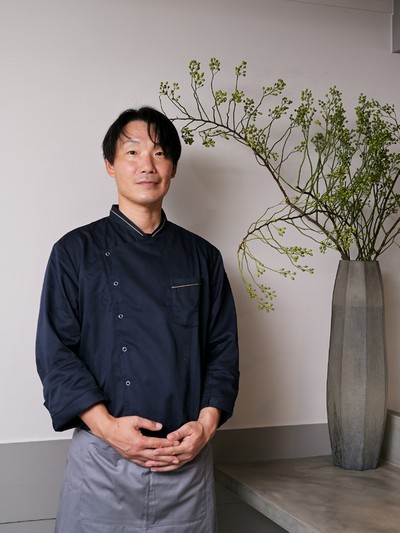 restaurant TOKIO 総曲輪/桜木町/フレンチ 料理人 安達 盛時 氏 | ヒトサラ