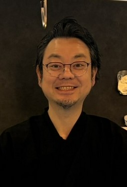 高橋　克幸 氏