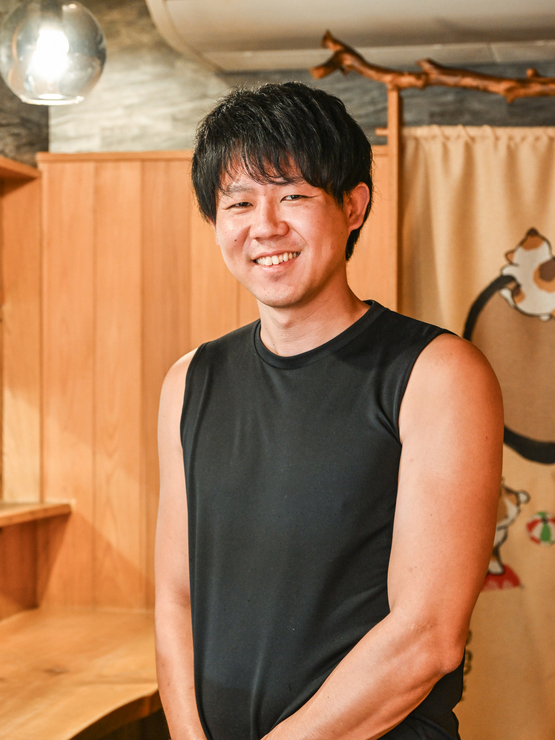 鈴木　真哉 氏