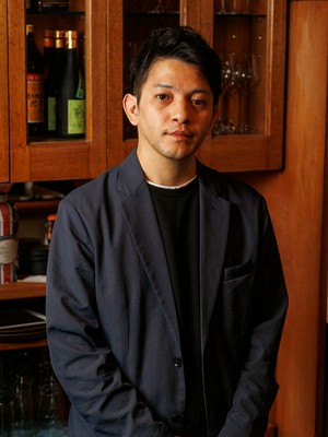 上原　健人 氏