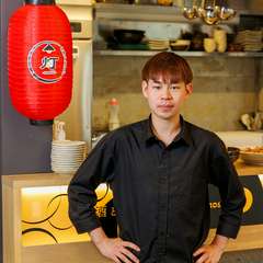 関藤　将成 氏