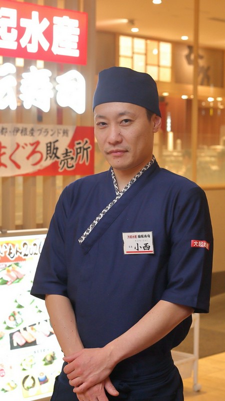 小西　起矢 氏