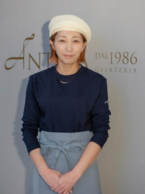 鈴木　佳奈 氏