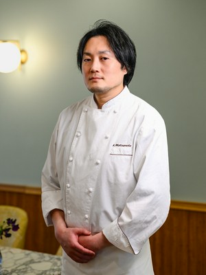 松本　健二 氏